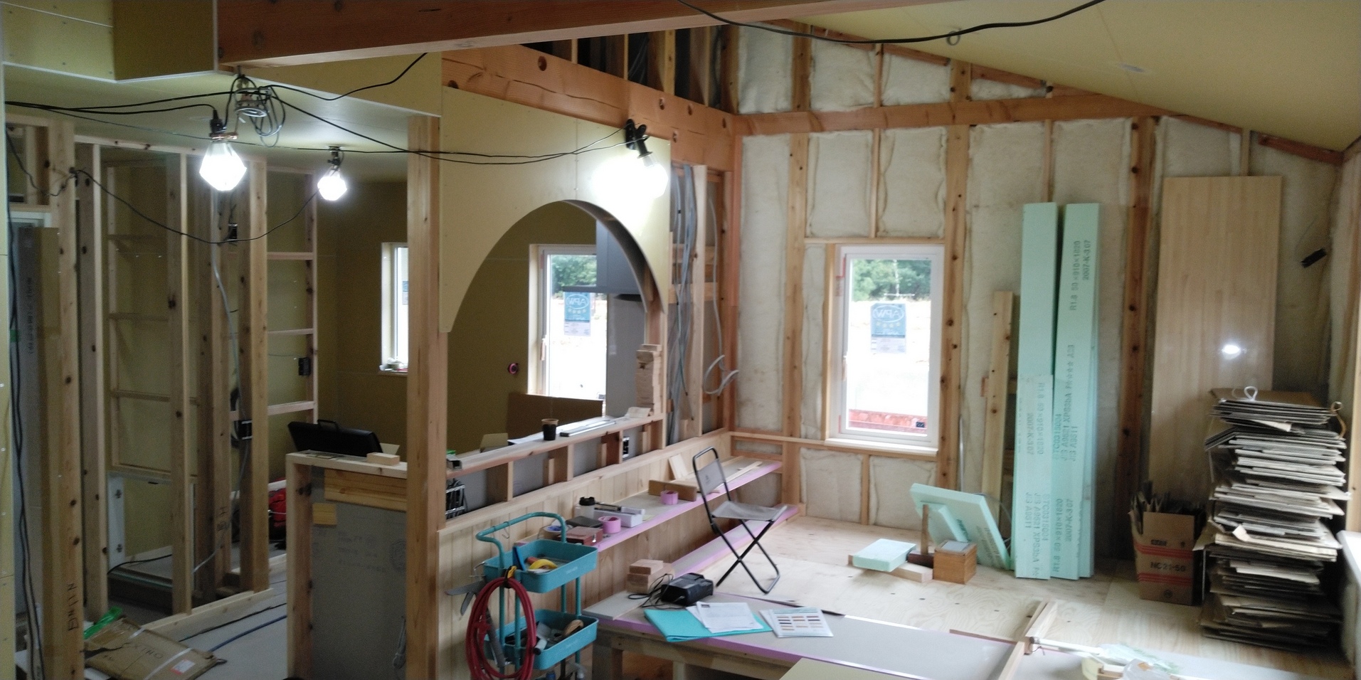 【現場ライブ】屋根裏部屋が楽しい！「平屋ベースの家」 無添加あいの家