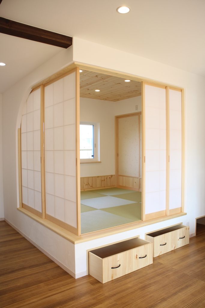 主婦目線で考えた 頑張らない 子育てしやすい家 主婦目線で考えた 頑張らない 子育てしやすい家 主婦目線で考えた 頑張らない 子育てしやすい家 無添加あいの家